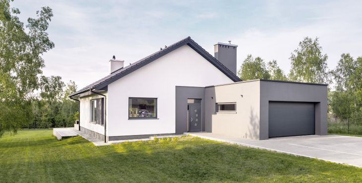 Einfamilienhaus mit UNILUX Kunststoff-Alu-Fenstern